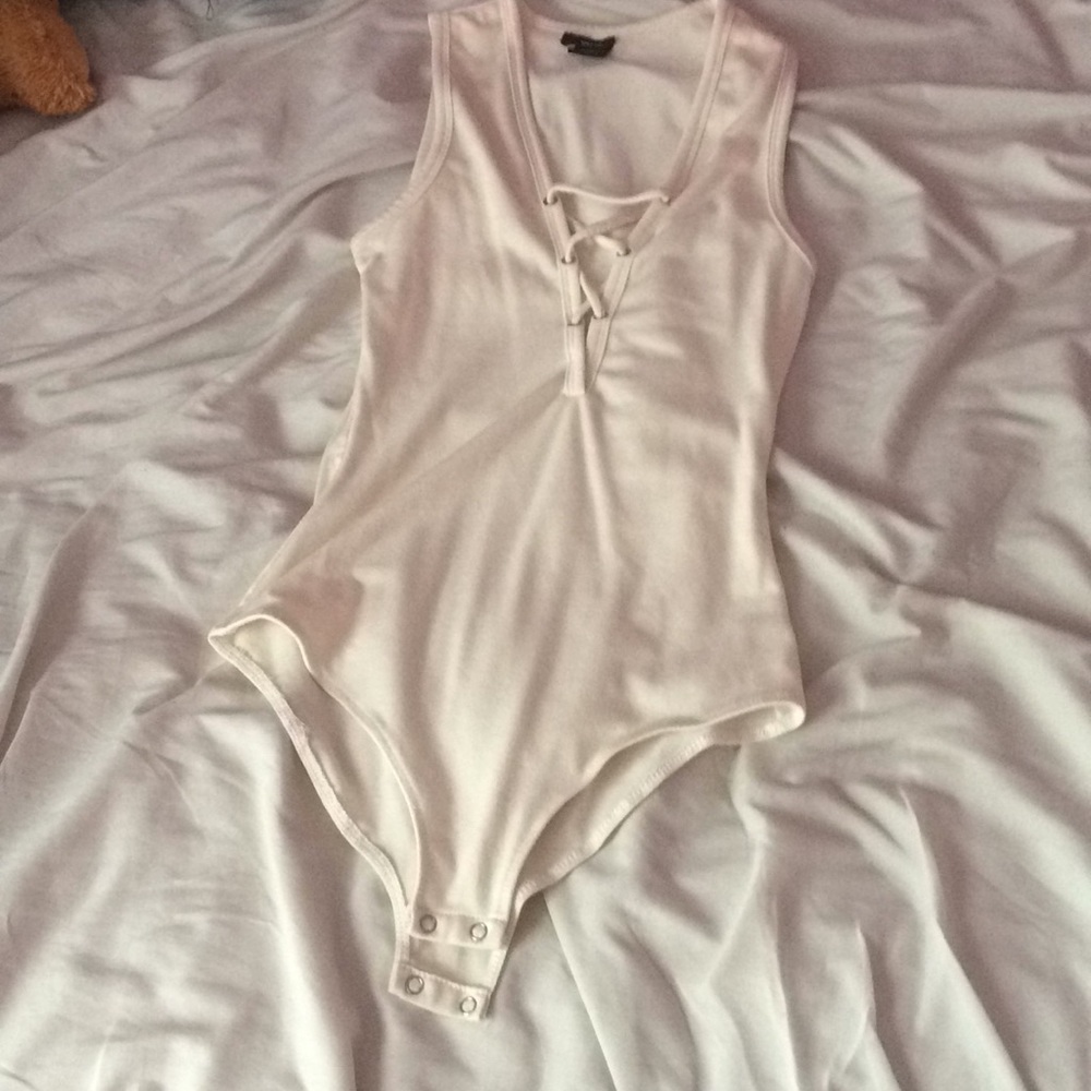 Cute bodysuit. Cute with jeans, shorts or a skirt.
